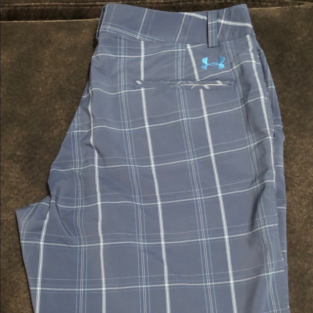 Under Armour Performance Golf Shorts size 34R